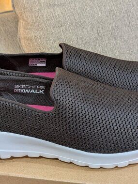 Women Skechers GOWalk Joy SlipOn Size 11 Colt Black Excellent Condition